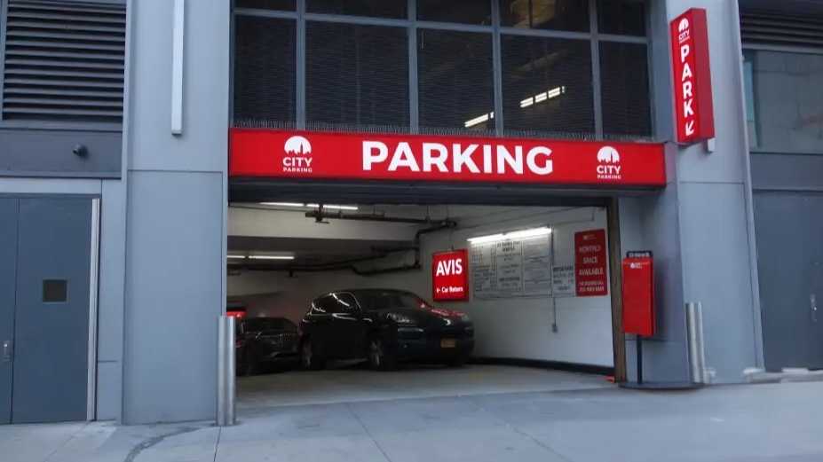 120 Warren Street Parking
