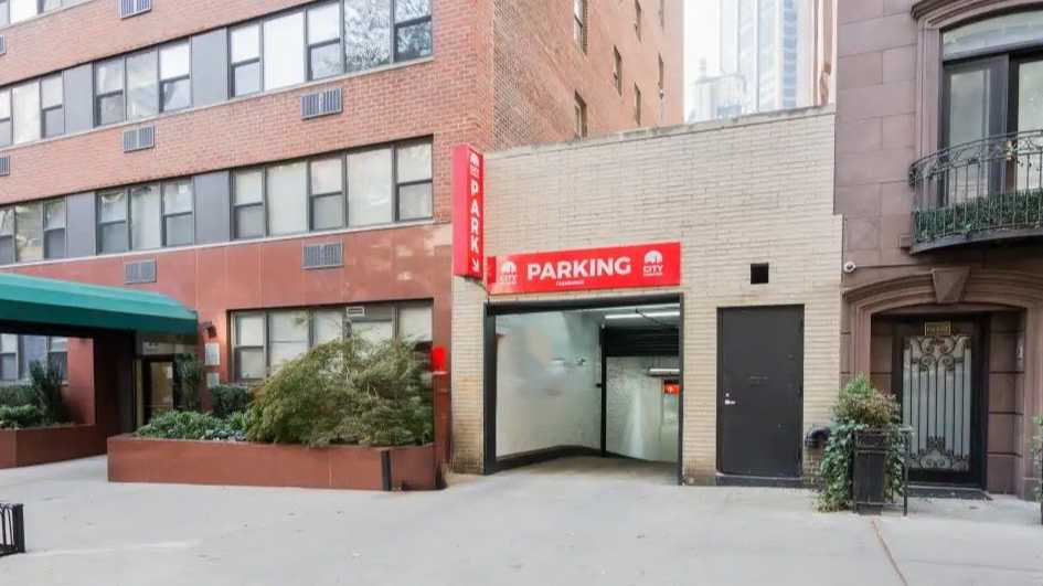 106 East 36th Street Parking