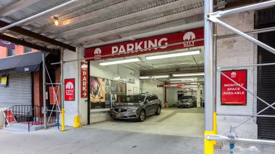 338 East 59th Street Parking