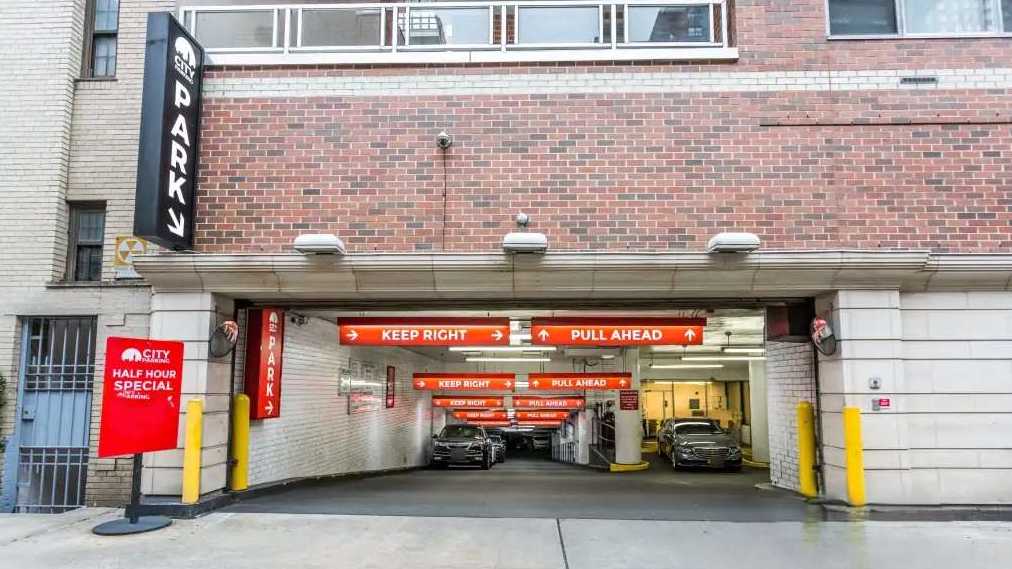 355 East 71st Street Parking