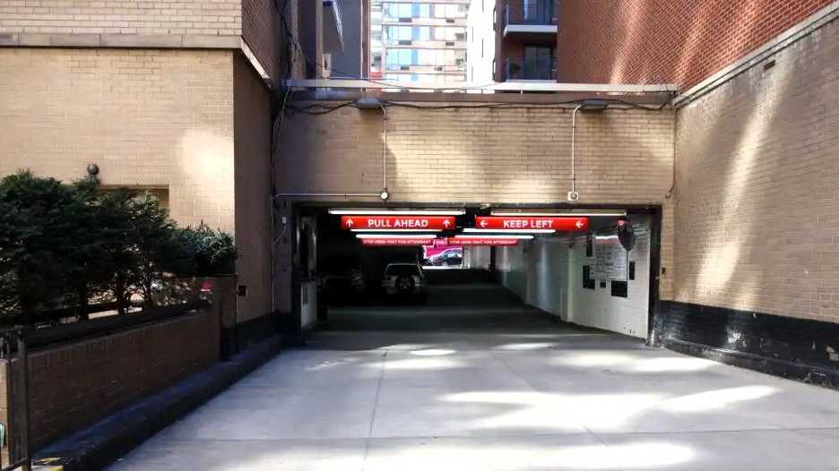 250 East 87th Street Parking