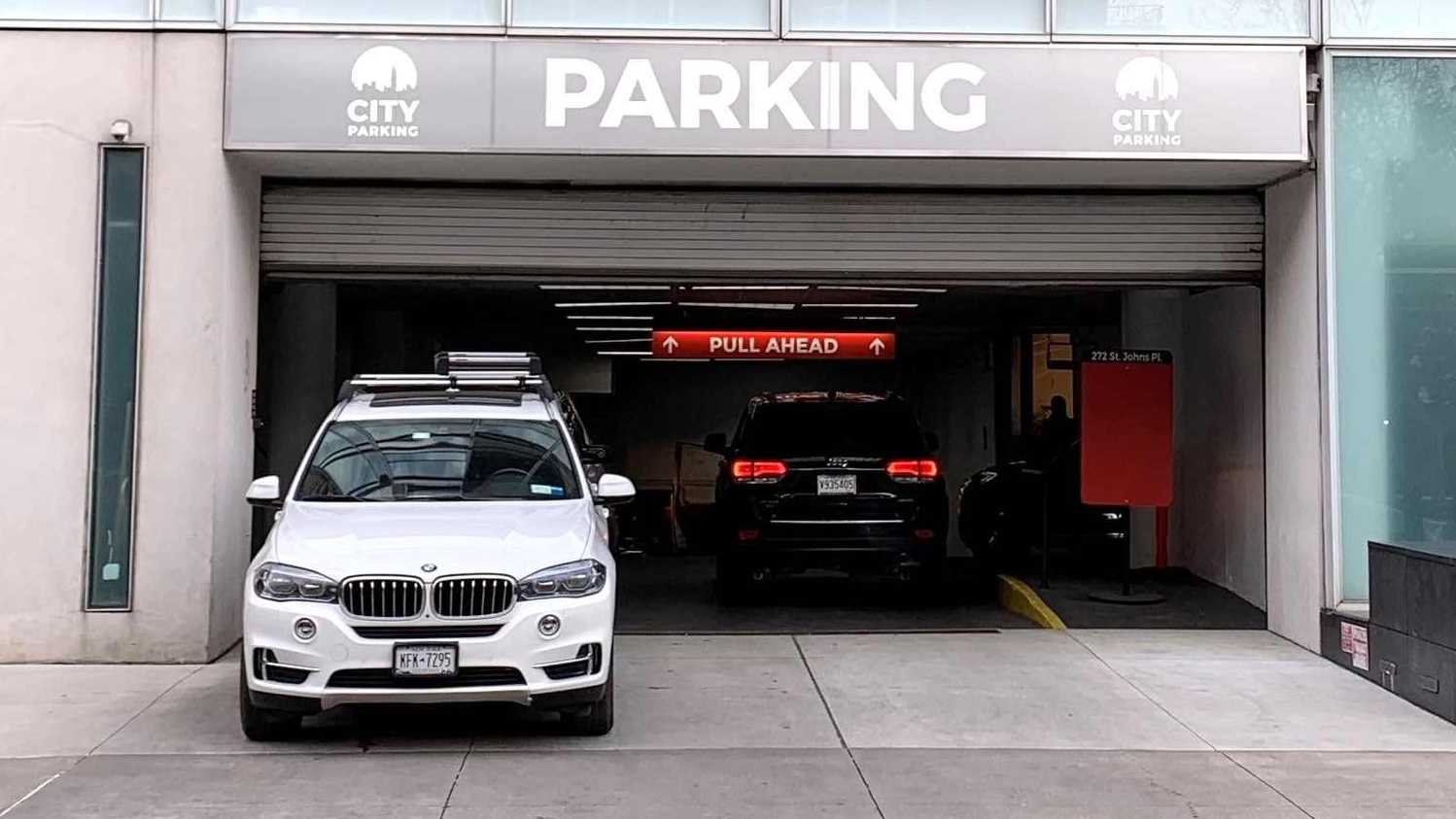 272 Saint John Place Parking
