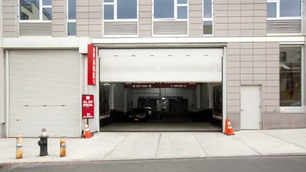 197 Berry Street Parking