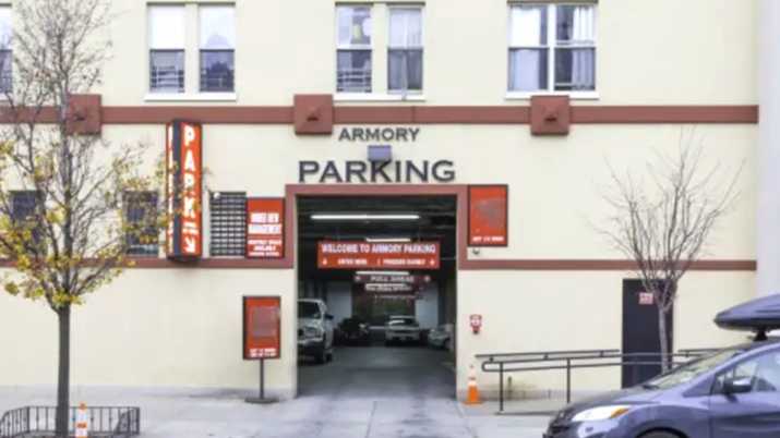 172 Vanderbilt Avenue Parking