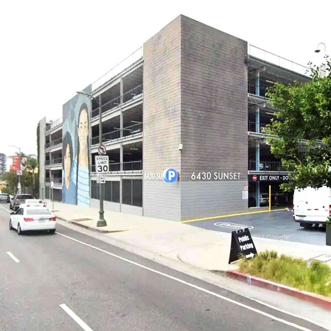 6430 Sunset Blvd (Sixty Four Thirty Sunset) parking