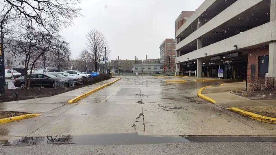 4515 N Damen Ave. (4501 N Damen Ave.)  Ravenswood Garage