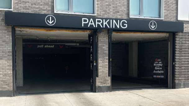 Astoria LGA Airport Parking
