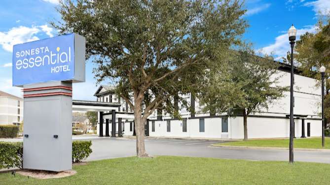 Sonesta Essential Savannah 