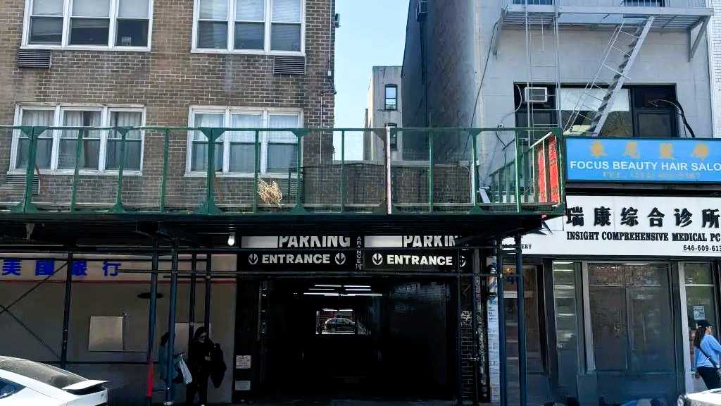 38 Bowery - Valet Garage