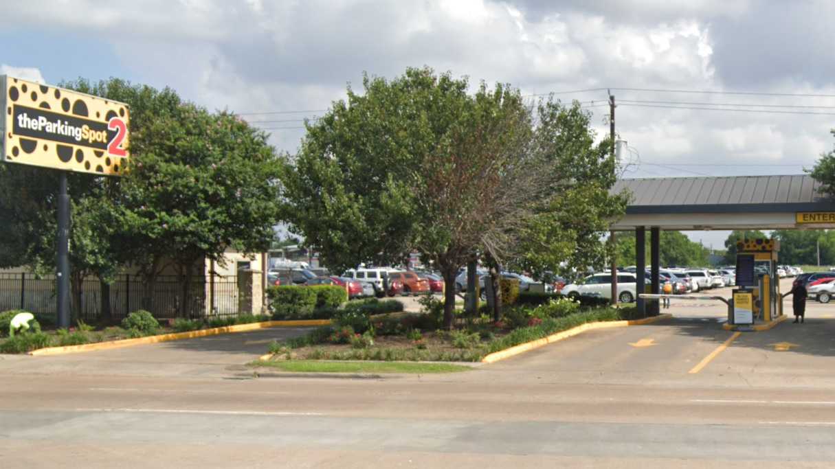 The Parking Spot 2 HOU Airport