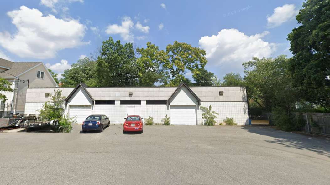 201 Empire St Parking