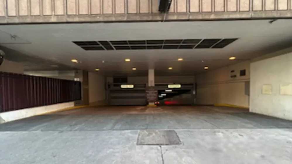 249 15th St._Sheraton Denver  Garage
