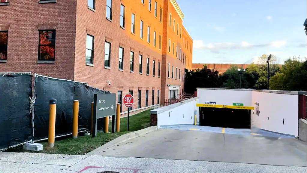 3300 Whitehaven St. NW  Harris Building Garage