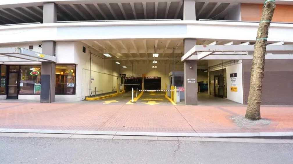 6th Avenue Garage