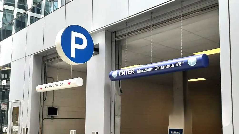 9 Bond Dr. (1 Marina Park Dr.)_Fan Pier Garage