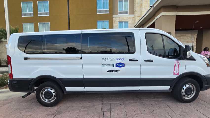 Spark by Hilton SAT Airport Parking