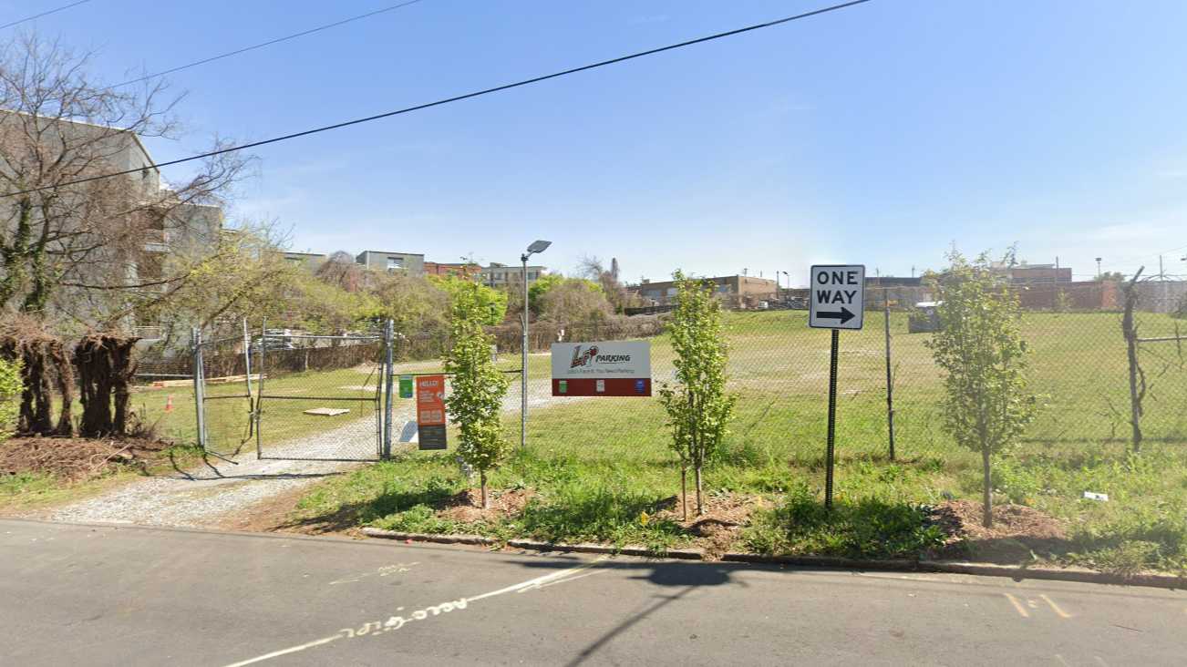 420 Chapel St. SW - LFI Parking Lot