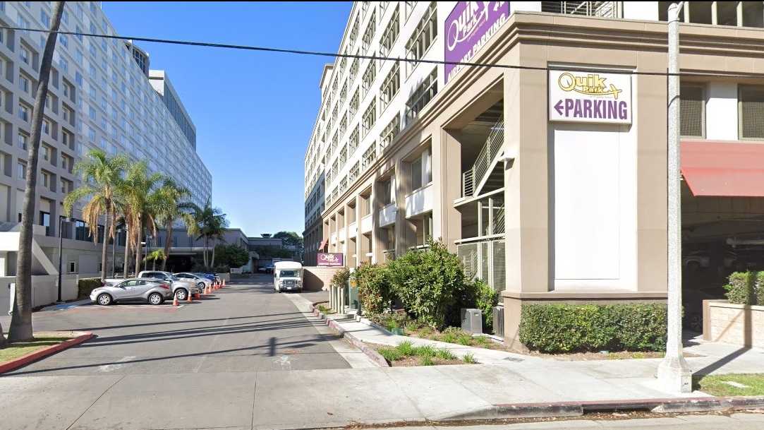 Find Best Hourly Parking Near Quik Park LAX Airport Parking Book Hourly Parking in Quik Park LAX Airport Parking