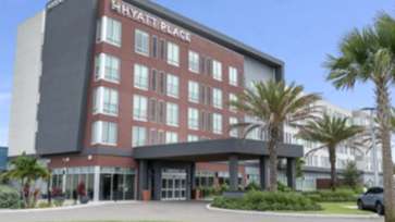Hyatt Place Melbourne Airport _ 747 Air Terminal Parkway Parking