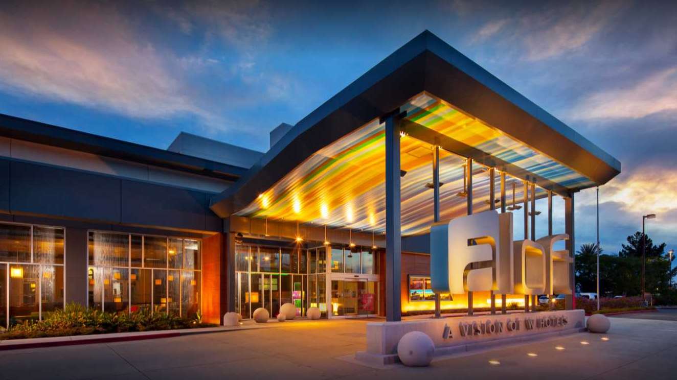 401 East Millbrae Ave - Aloft Westin SFO Airport Parking