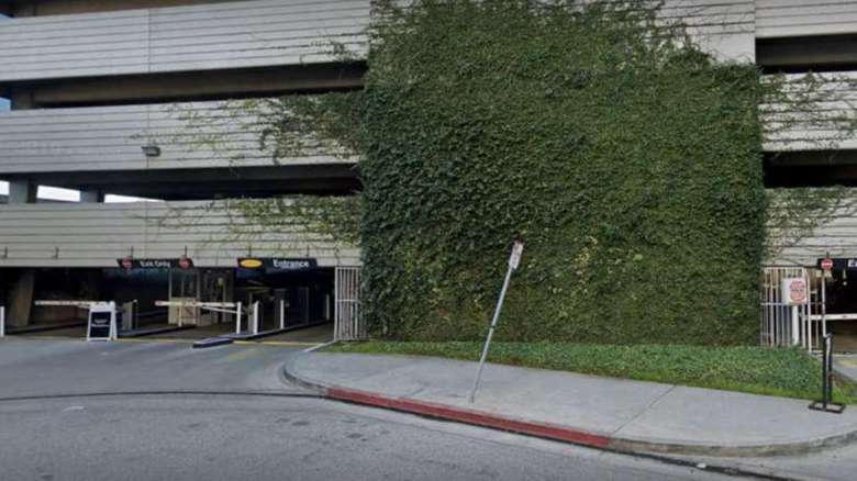 SoCal Premium 9920 S La Cienega Blvd Parking
