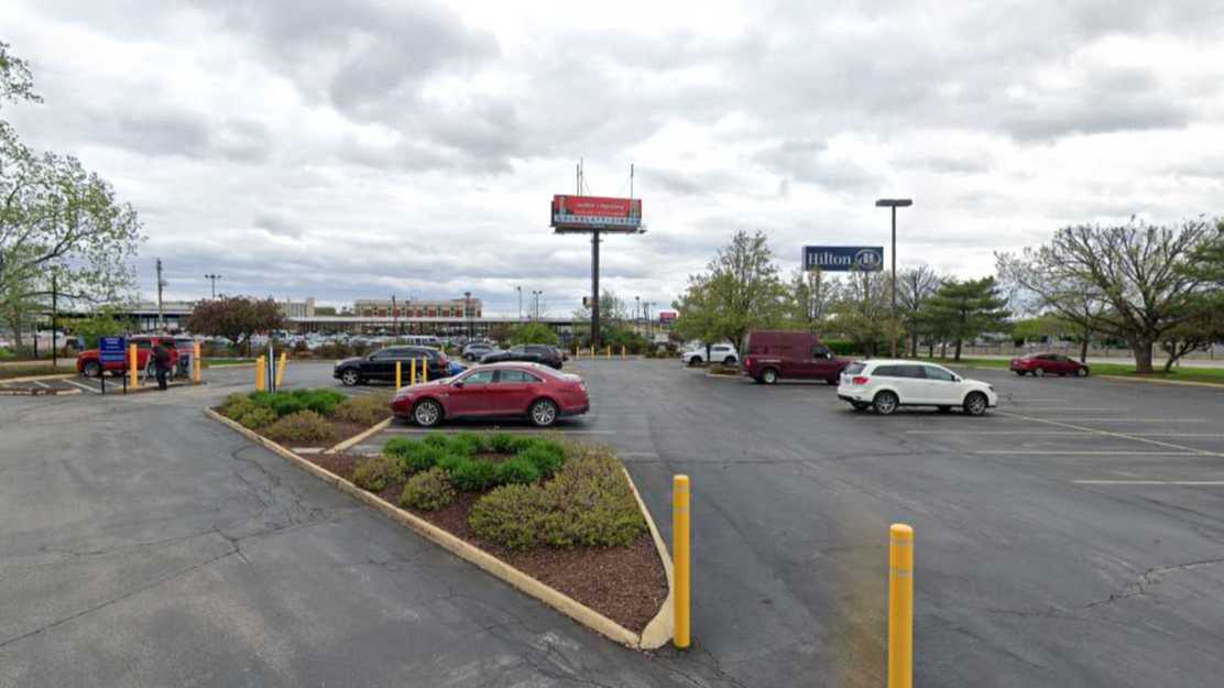 Hampton Inn by Hilton St Louis  10350 Natural Bridge Rd Parking