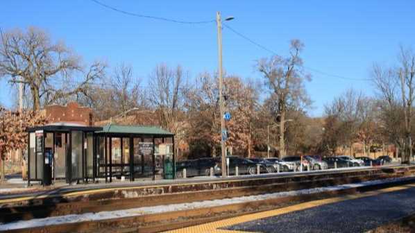 11445 S Hale Ave. - Morgan Park 115th Metra Station