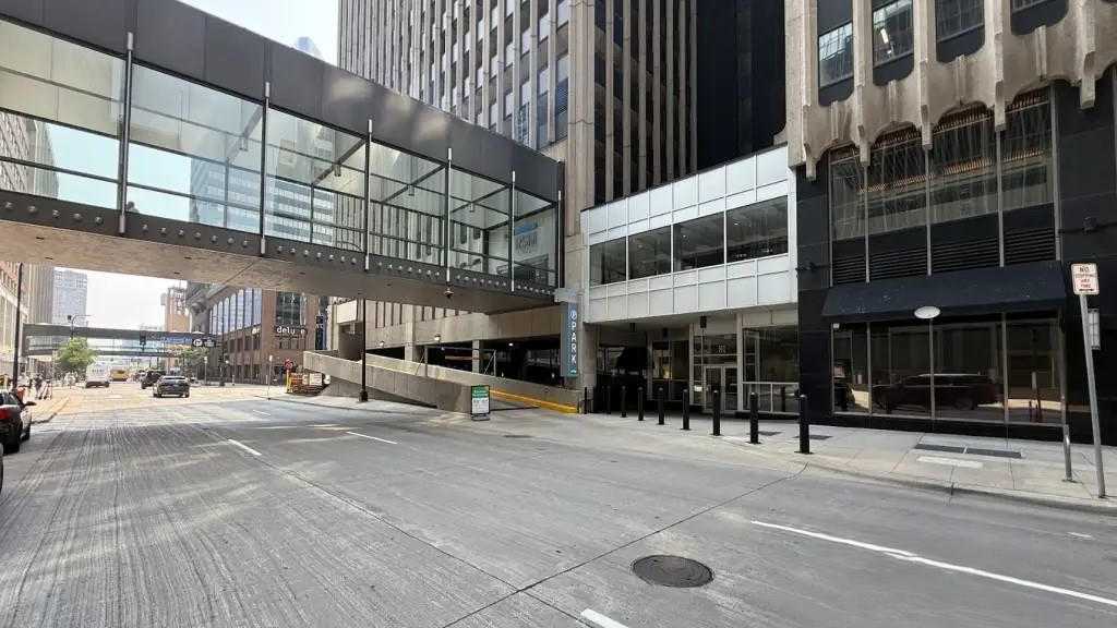 800 S Marquette Ave. - RSM Plaza Garage