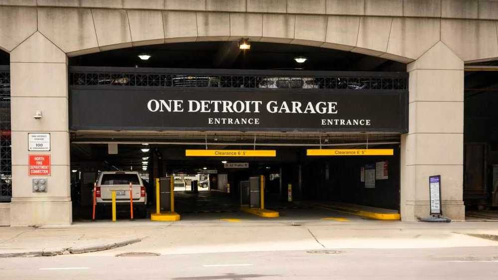 201 Larned St. - One Detroit Center Garage