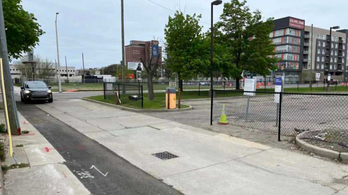 2950 W Grand Blvd. - Lot