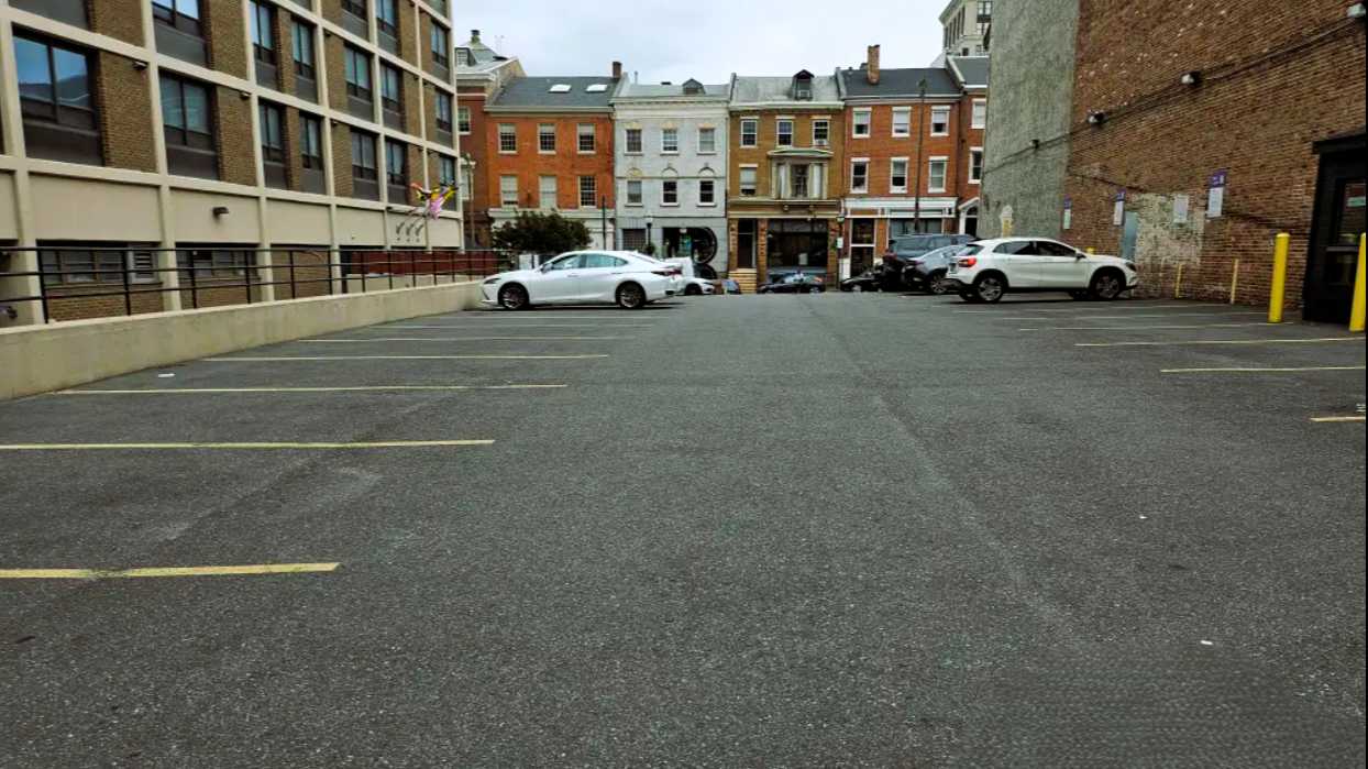 Find Best Hourly Parking Near (M) 520 NORTH CHARLES LOT Book Hourly Parking in (M) 520 NORTH CHARLES LOT