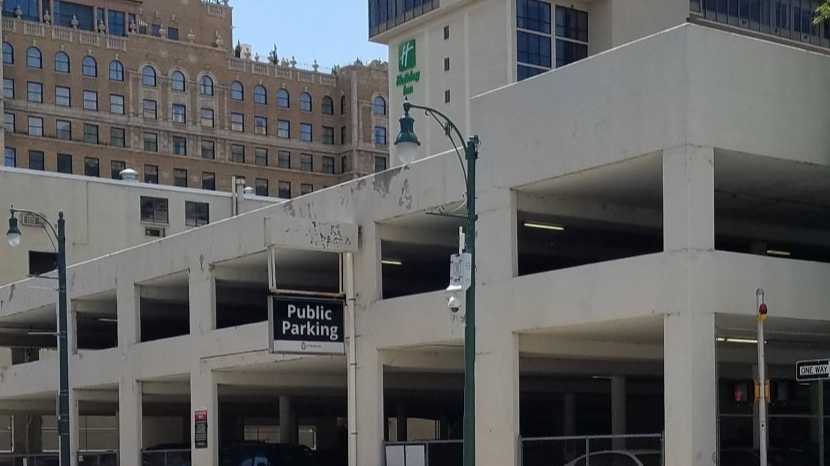 171 Monroe Ave - Garage