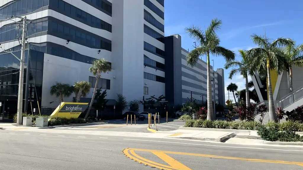 Brightline Aventura Lot