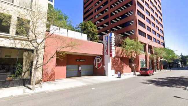 1875 Lawrence Garage