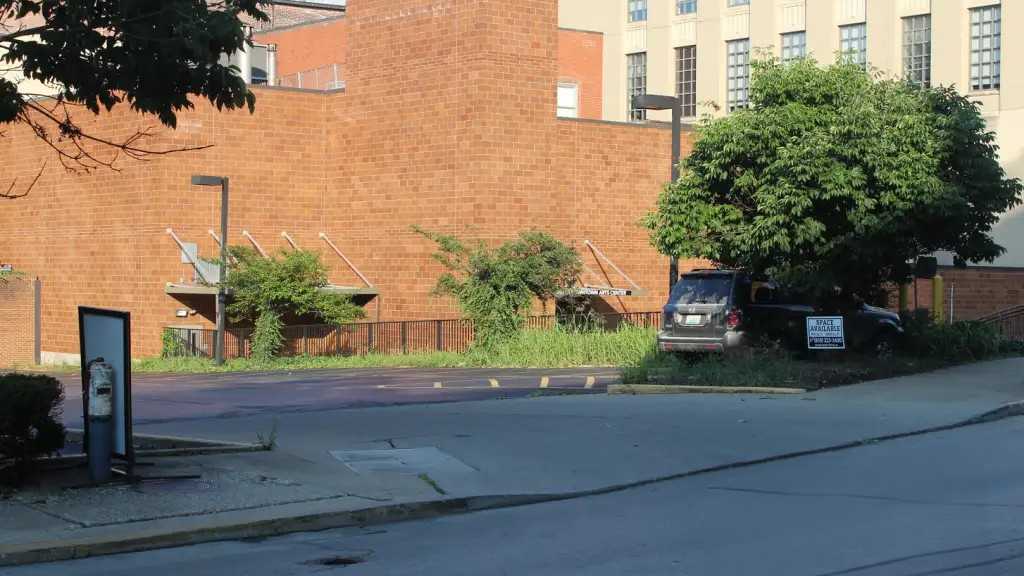 (M) STRAND PROPERTIES - 155 E Short St.