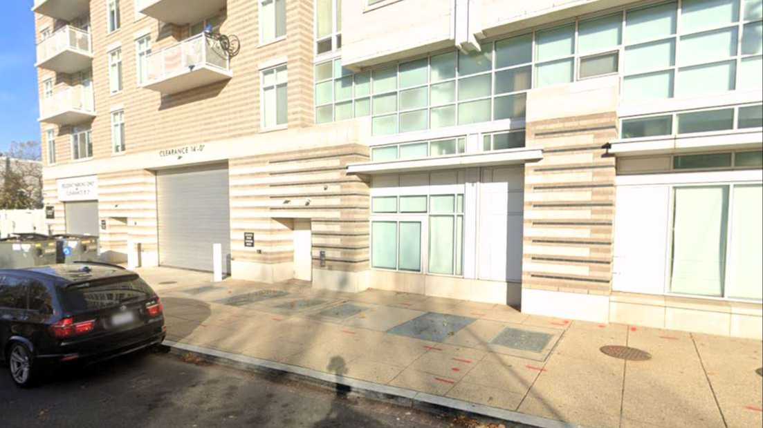 Camden South Capitol - 1345 South Capitol Street SW Parking