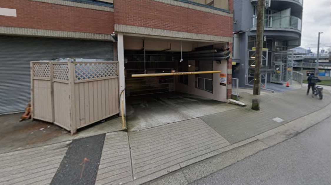 Grand Park Hotel & Suites Downtown  718 Drake St Parking