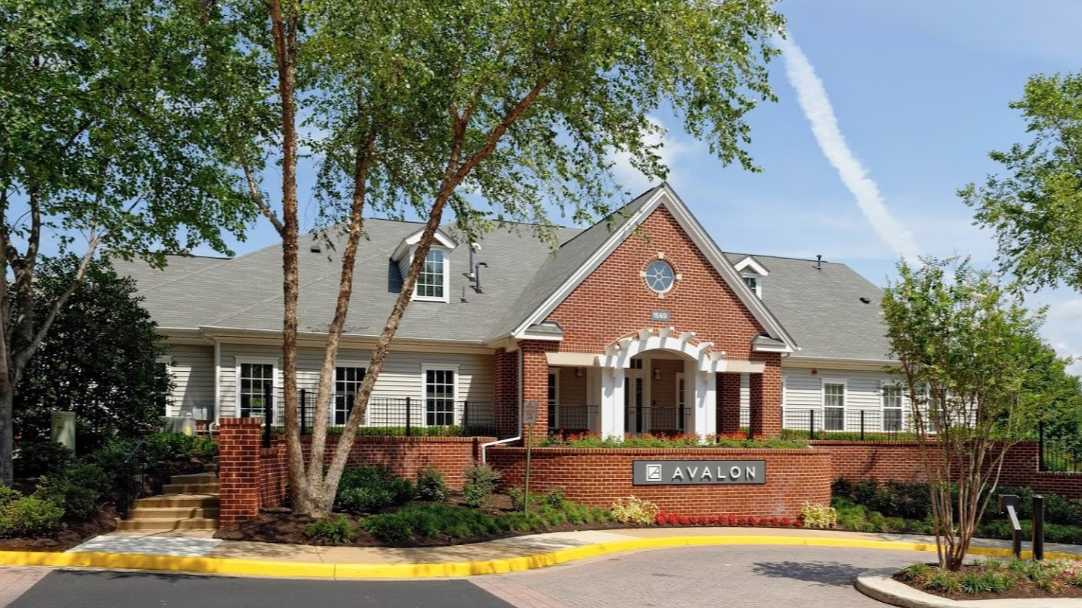 1569 Onyx Dr - Tysons Corner