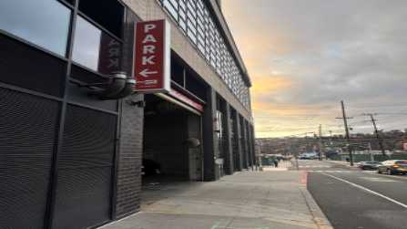 1450 Garden St Parking