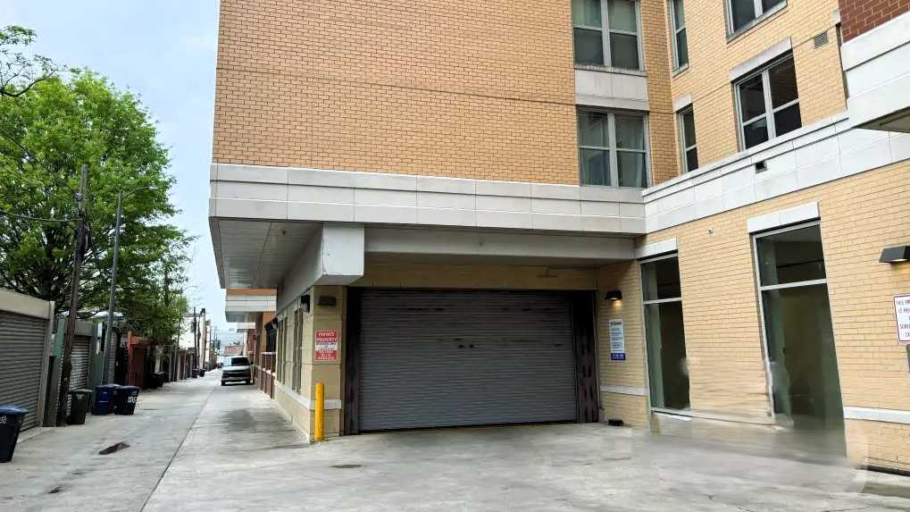 1550 7th St NW Parking