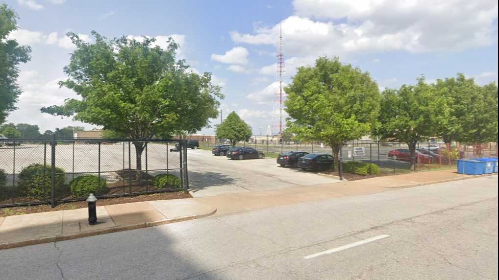 1435 Delmar Boulevard - Delmar Lot