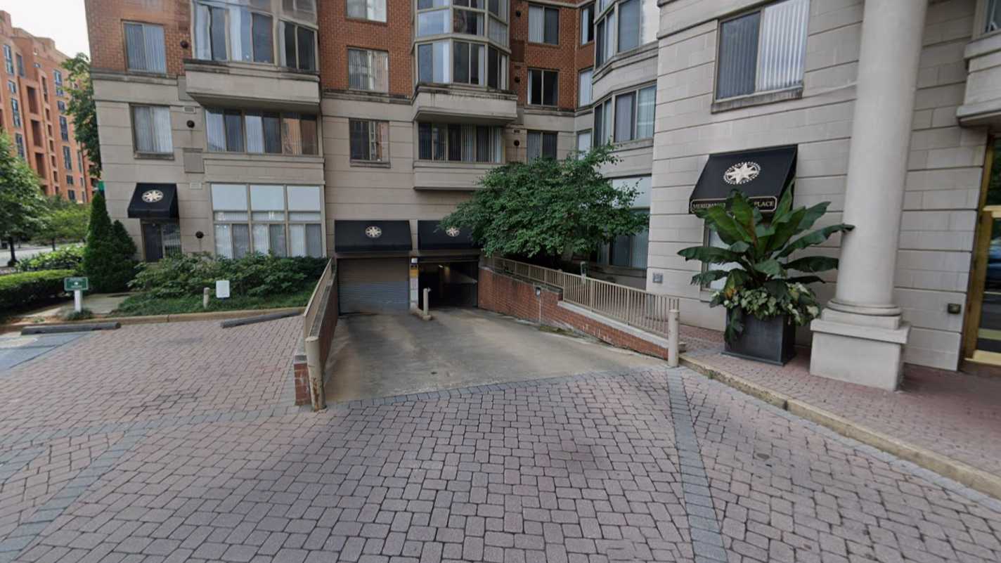 450 Massachusetts Ave NW Parking