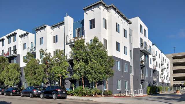 5535 Westlawn Ave Parking - Garage