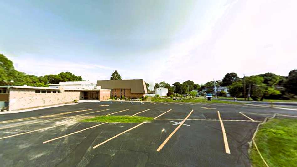 600 Broadway Parking - Lot