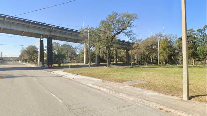 602 Talleyrand Ave. Lot