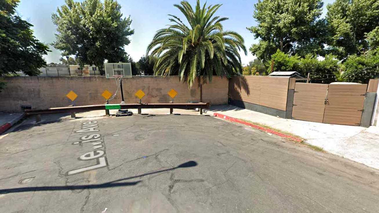 2300 Lewis Avenue Parking