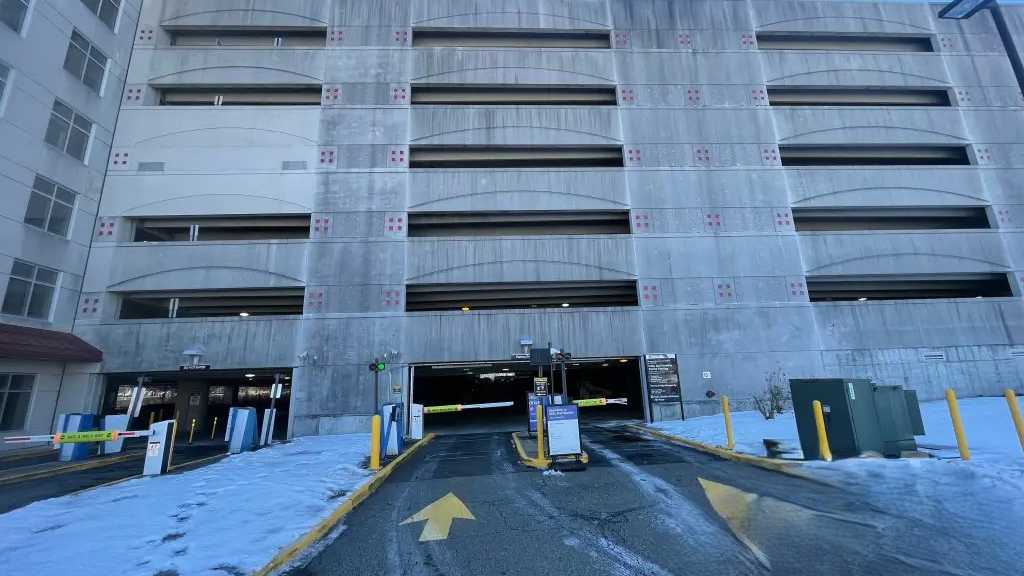 100 Clove Rd. - Montclair State University Rail Station Garage