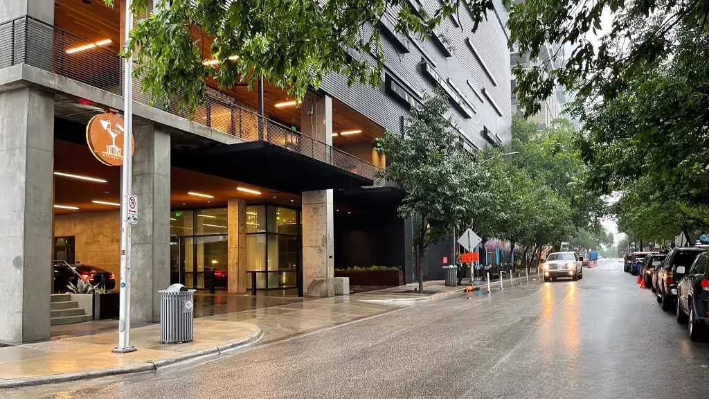 70 Rainey St. - Garage