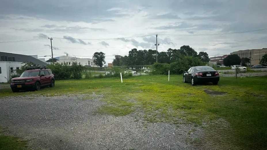 (M) 320-336 36th St. - Lot