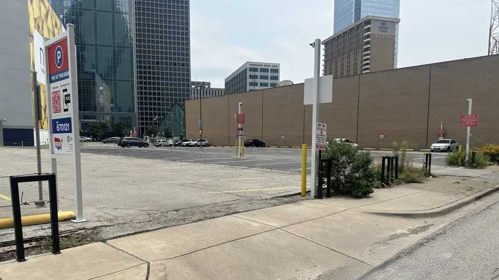 501 N Field - (Lot 121)